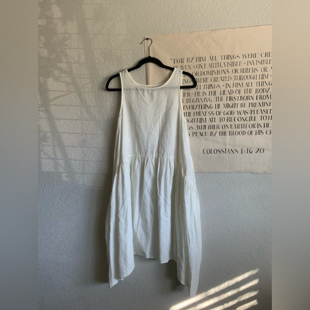 White Dress with pockets SIZE 6